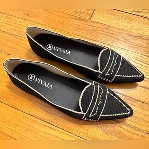 VIVAIA Pointed-Toe Patterned Flats, Size 8, Black, NWOT